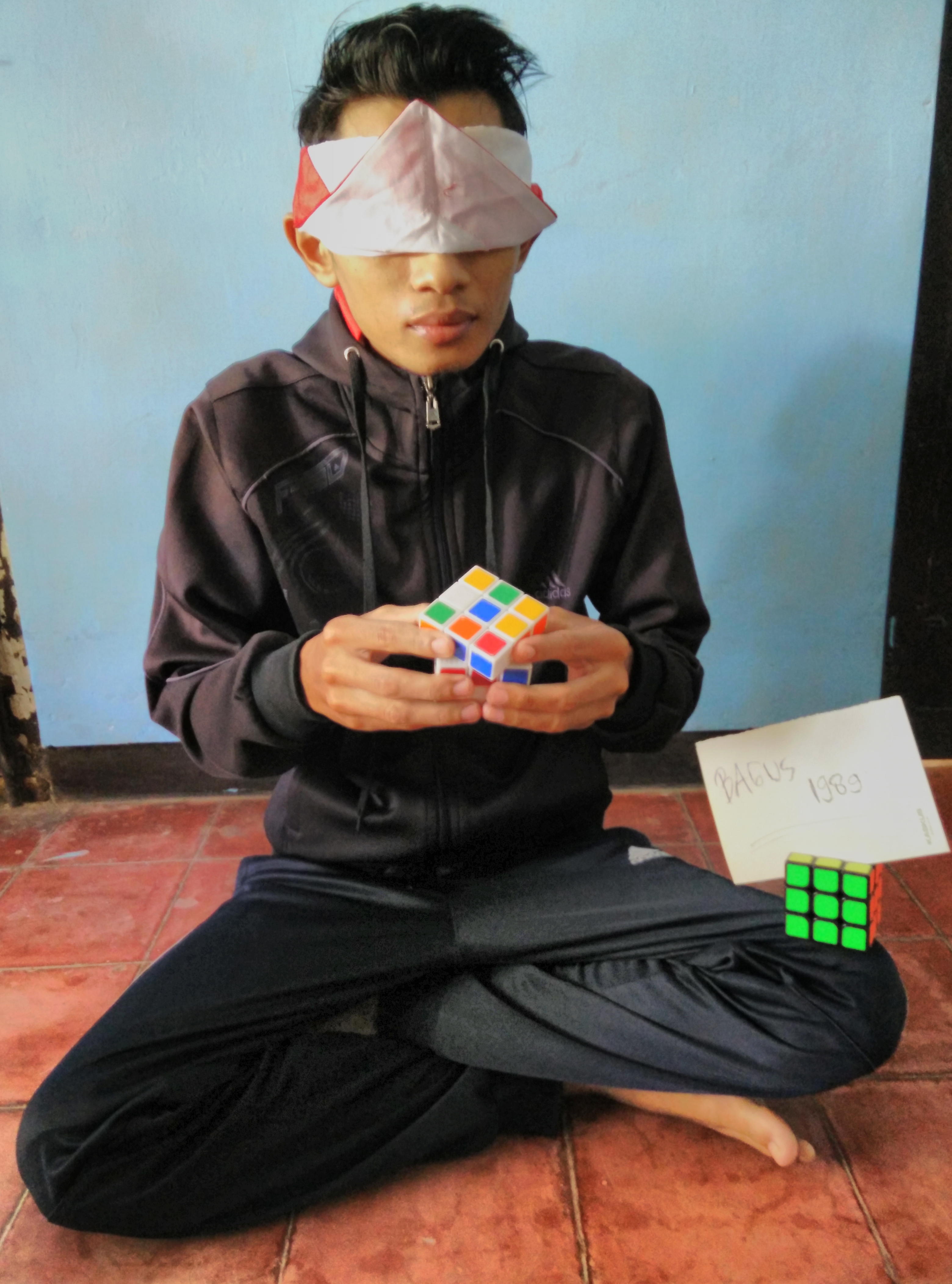 #BestCollection Main Rubik Sambil Merem Aja Bisa, Apalagi Lihat Hati Kamu