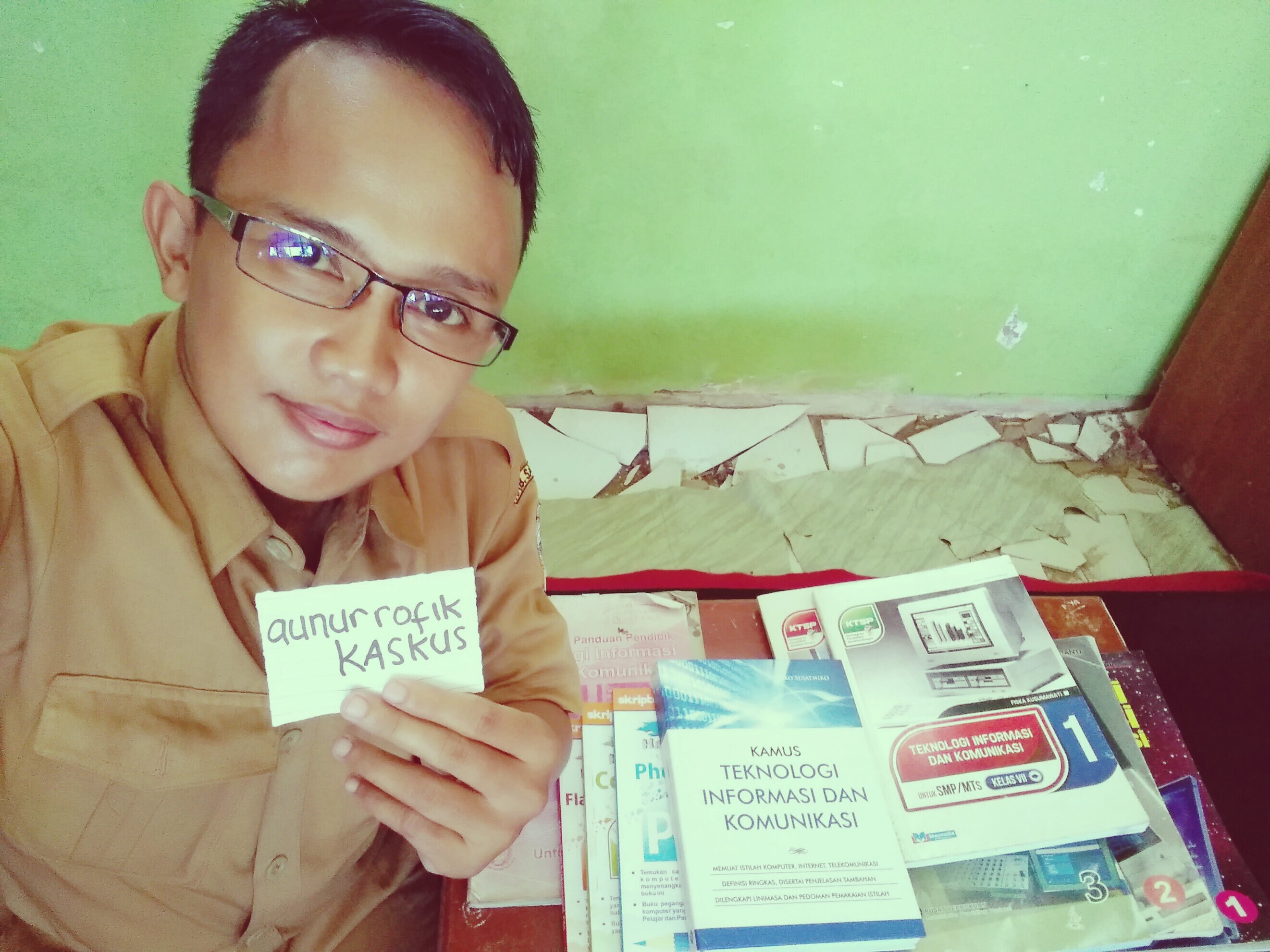 My #BestCollection : Buku pegangan untuk berbagi ilmu pada siswa-siswi