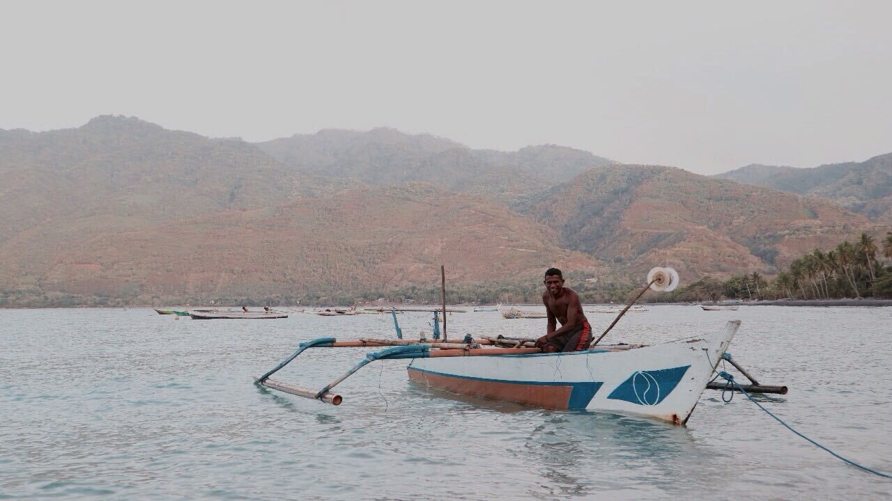 Bekerja Mencari Makan, Alor, Nusa Tenggara Timur