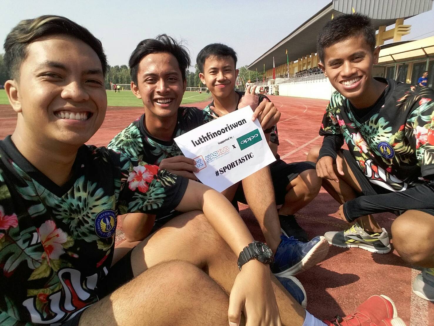 Selfie dengan Teman-Teman Fakultas Olahraga UNY #KASKUSxOPPO #SPORTASTIC