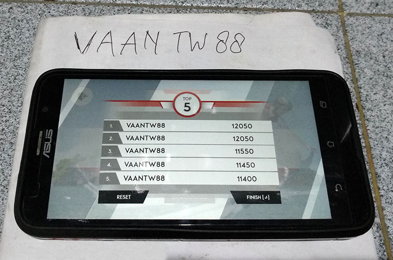 #MLDxKASKUS Hoverboard Challenge Sudah Dimainkan