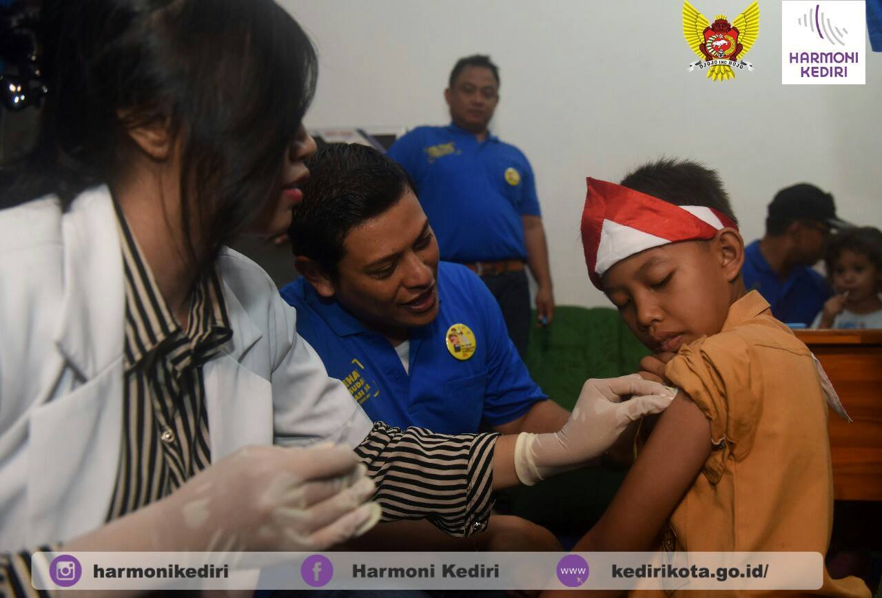 Kediri - menjaga kesehatan anak