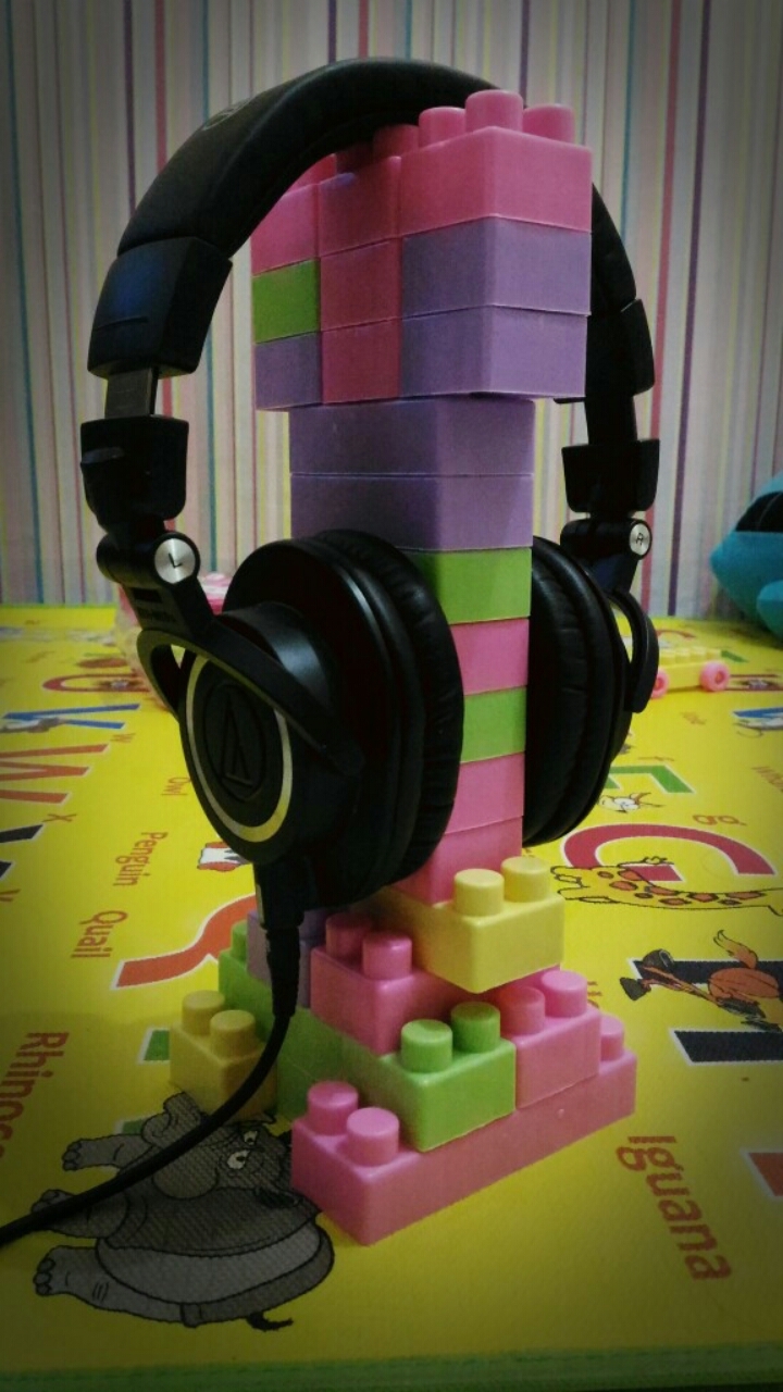 HEADPHONE STAND DIY