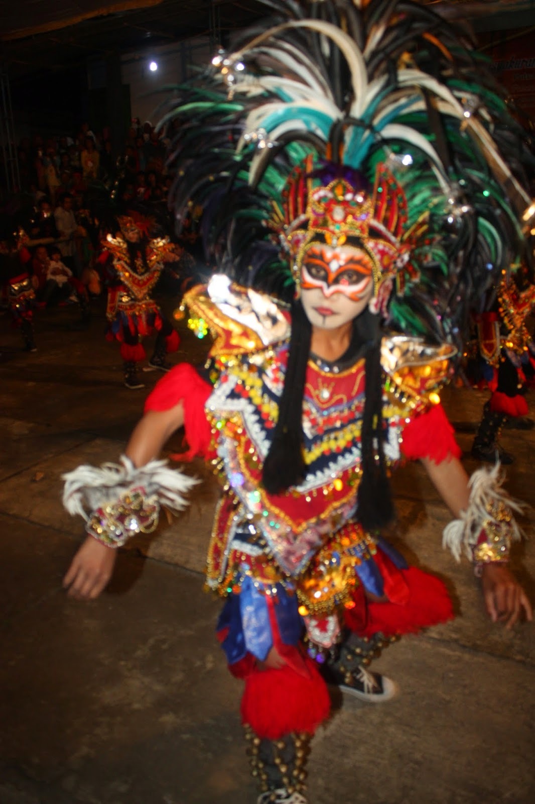 TARI TOPENG IRENG