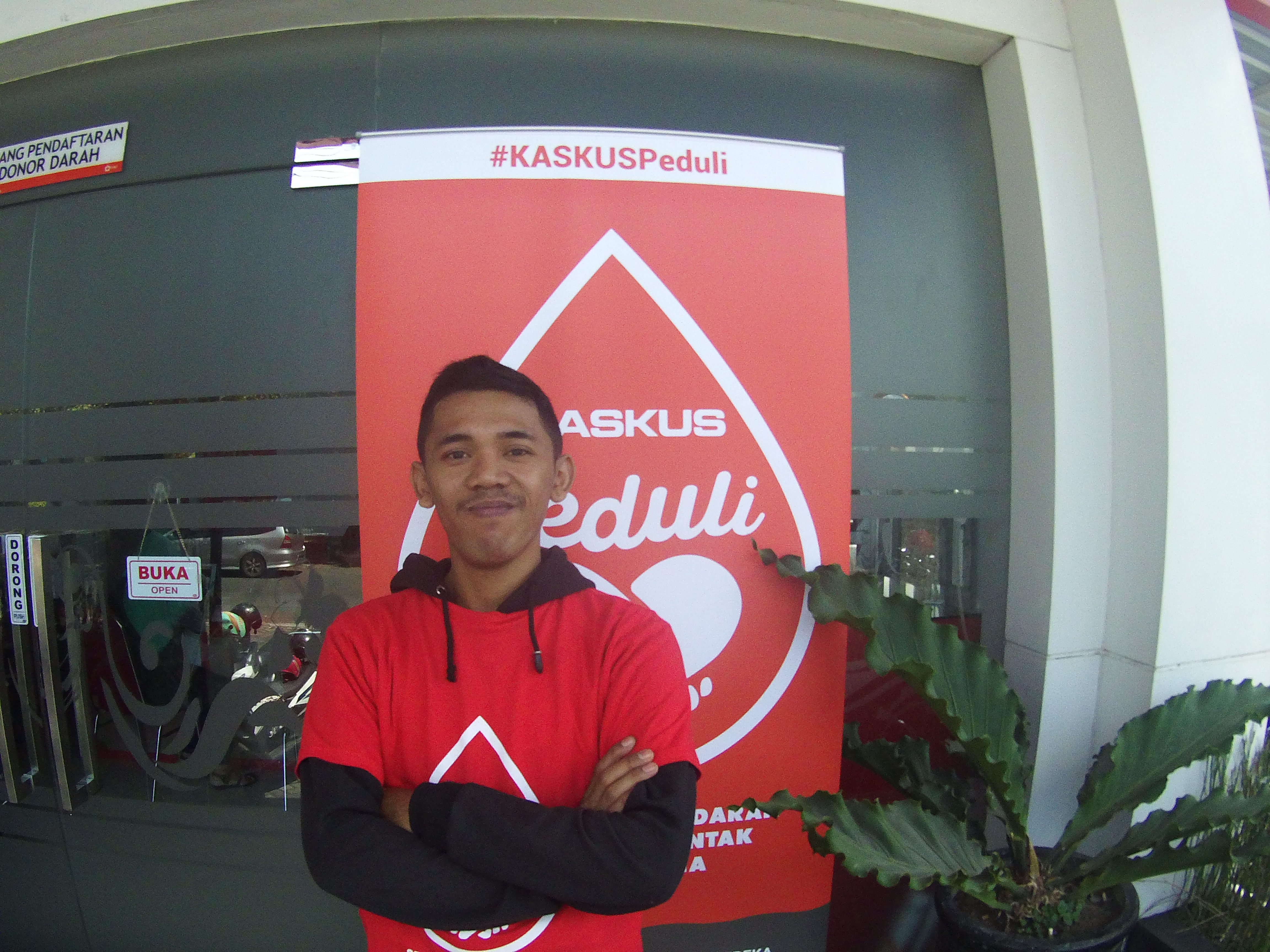RL pun ikut selfie