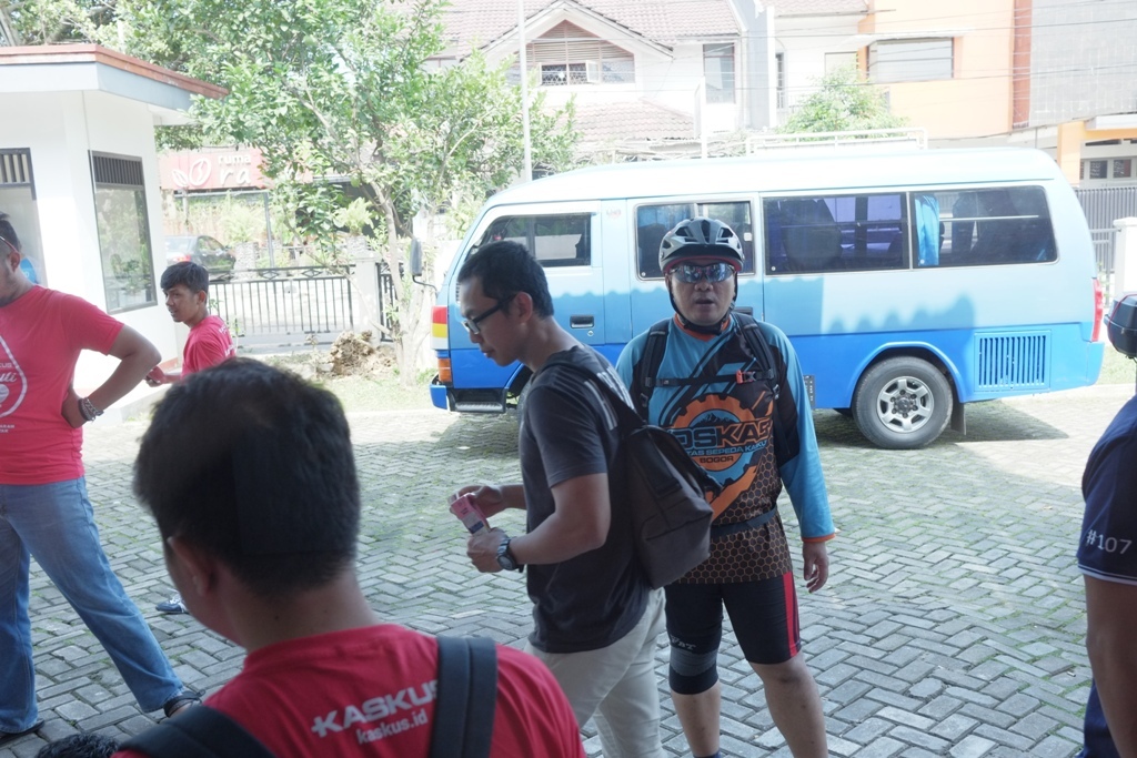 di luar ruangan