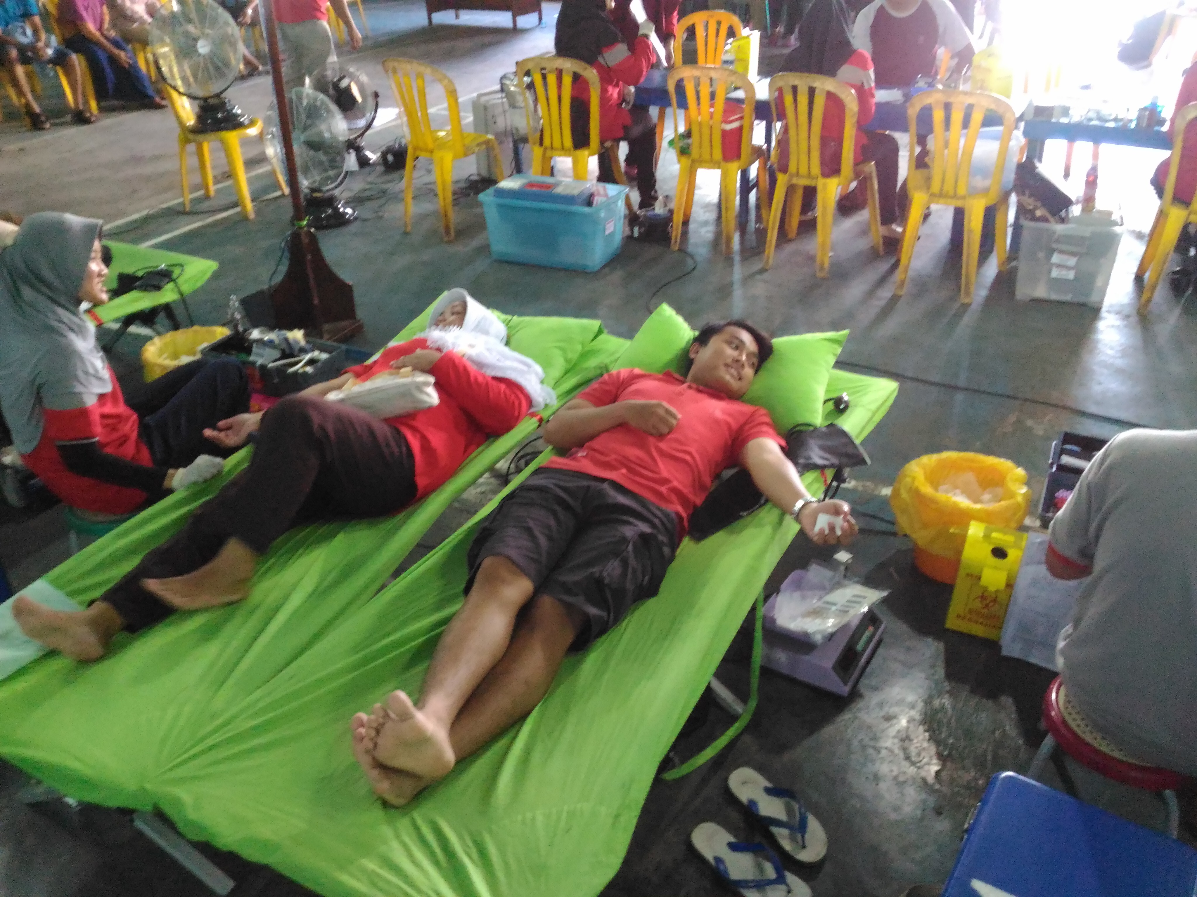 Senyum dulu gan biar enjoy