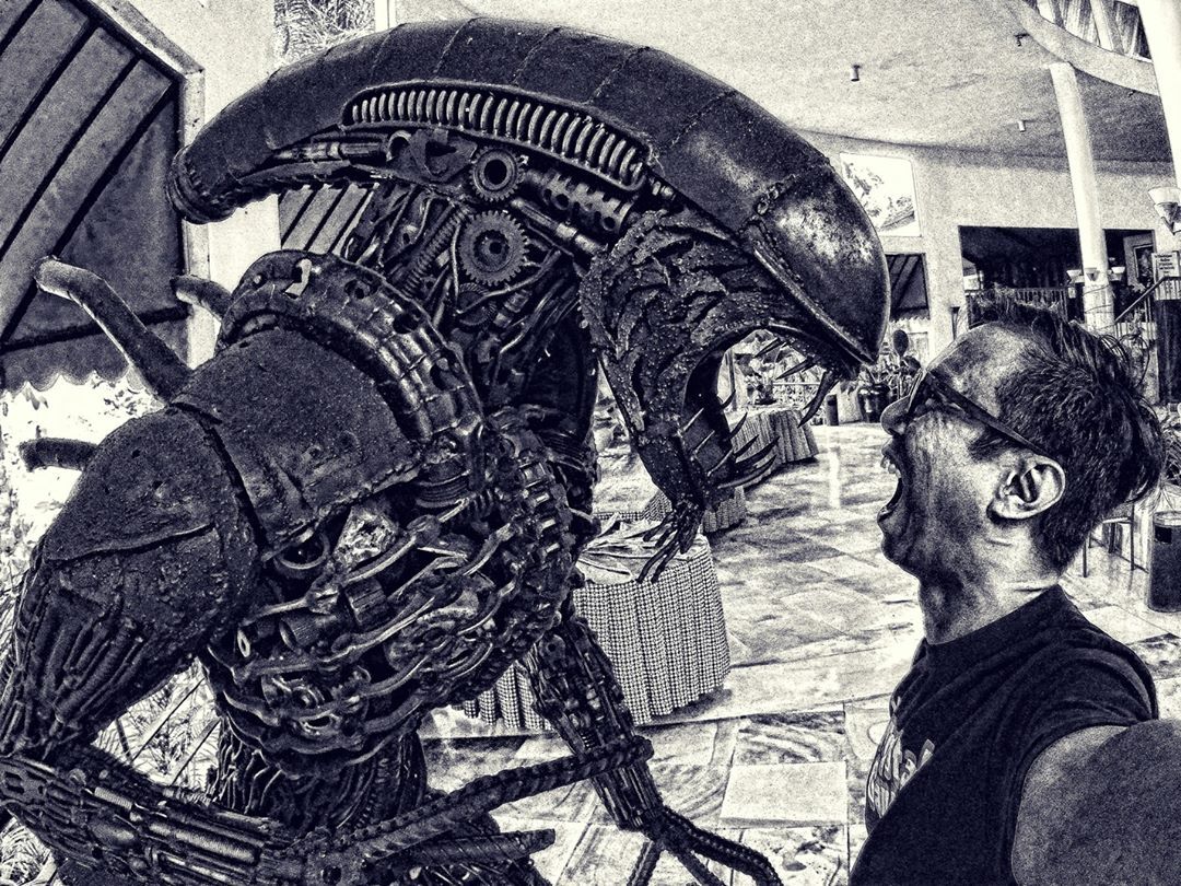War with alien #CaptureTheRealYou #KASKUSxOPPO