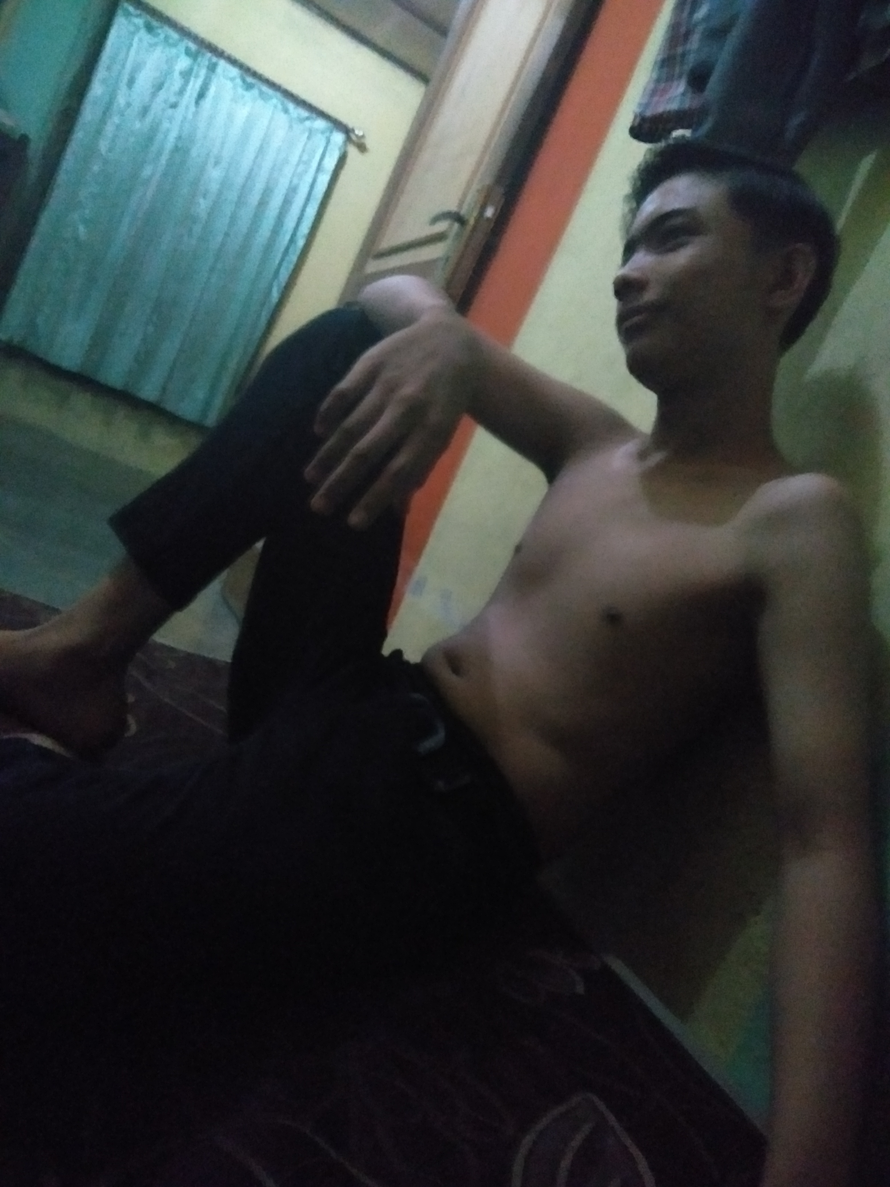 Pusing cari uang utk makan anak istri