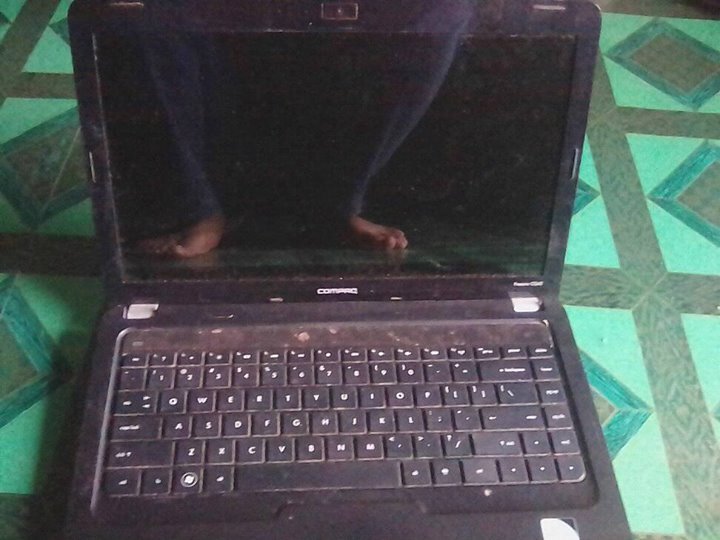 laptop compaq mati