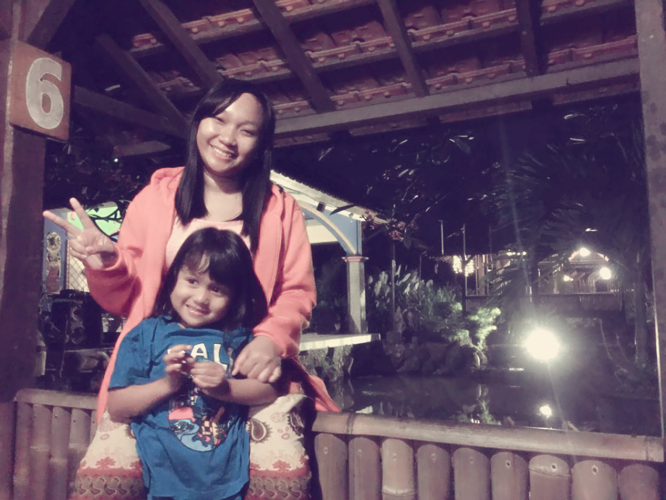 Warung apung lesehan sukabumi