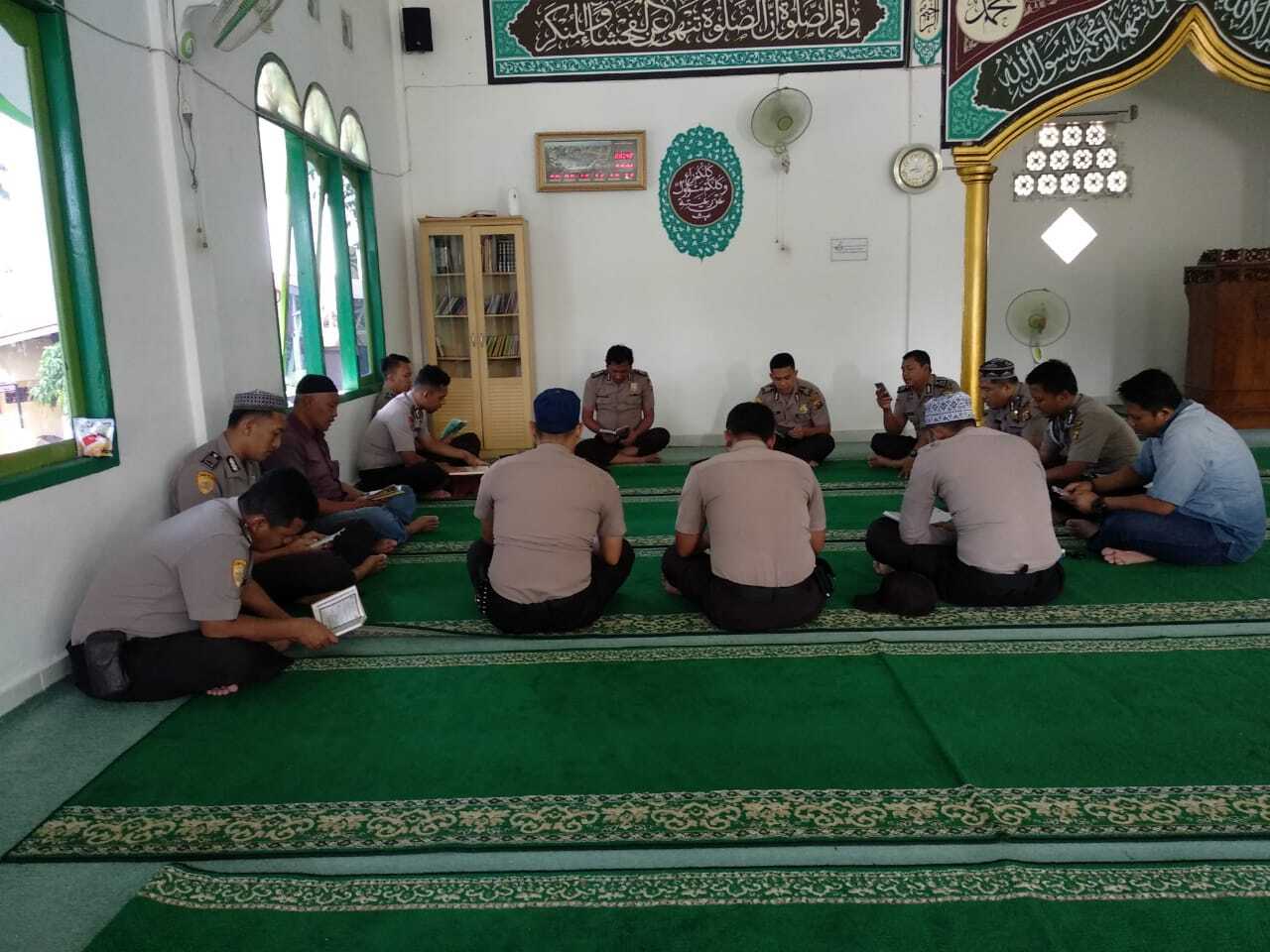 Jalankan Tugas dengan Maksimal, Polisi Banyuasin Dibina Mental dan Rohaninya
