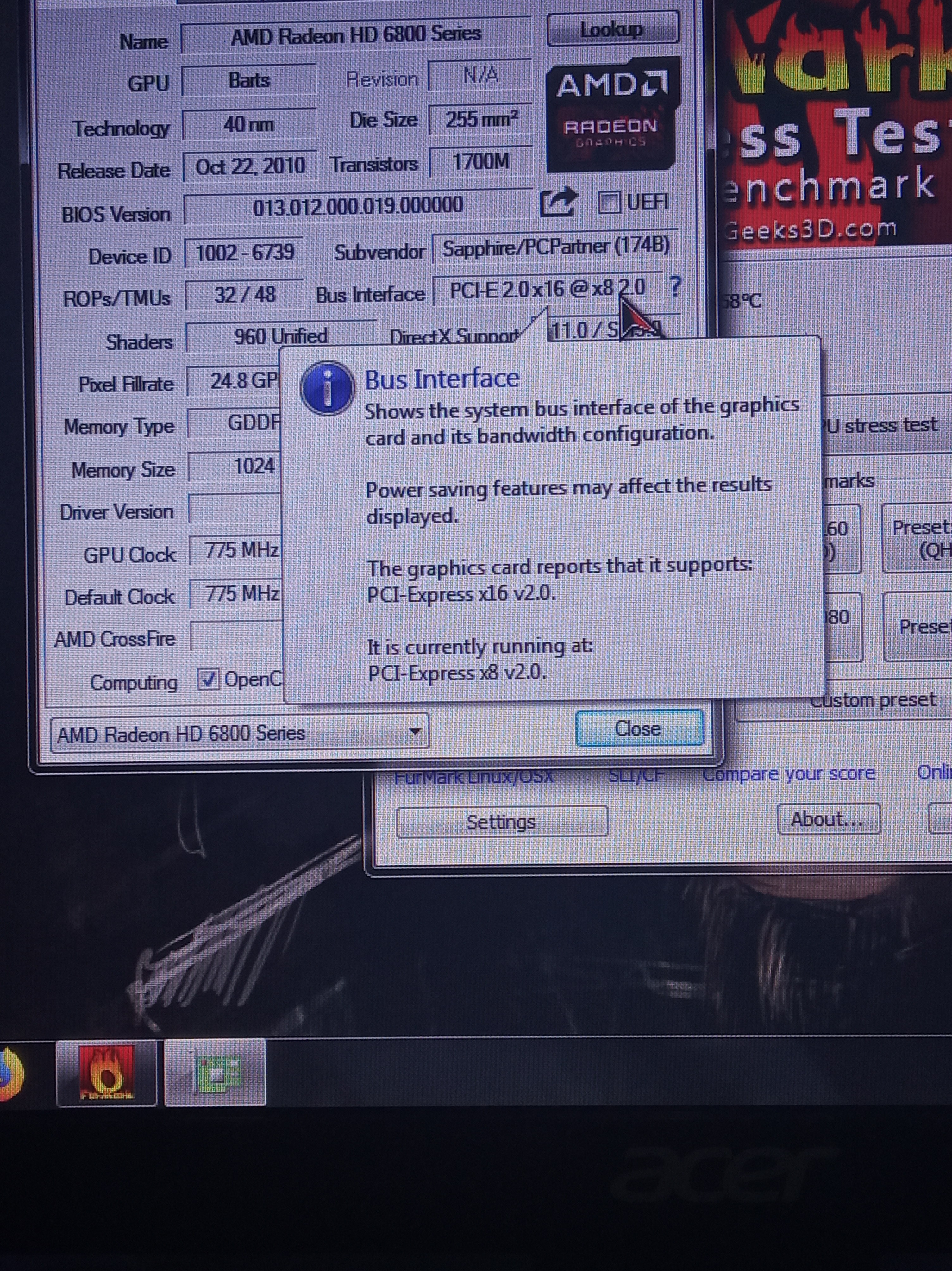 PCIE cuma kedetek x8 ?