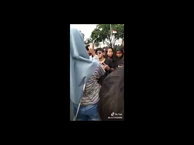 thumb-video